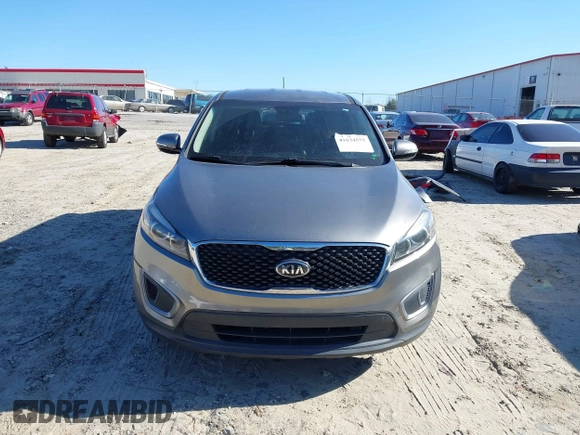 2016 Kia Sorento LX with VIN 5XYPG4A32GG115679, listed as a IAAI auction lot 41634575 with 135,236 mi miles. Bid and sale history available at carsss.com. Image 13.