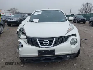 2013 Nissan Juke SV with VIN JN8AF5MV3DT222885, listed as a IAAI auction lot 41532690 with 1 mi miles. Bid and sale history available at carsss.com. Image 11.