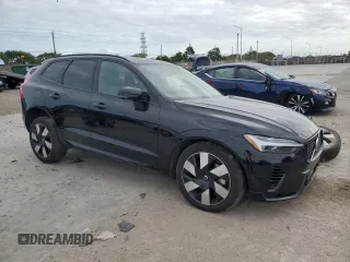 2024 Volvo XC60 Recharge Plug-In Hybrid Plus Dark Theme with VIN YV4H60DL2R1719759, listed as a Copart auction lot 83295824 with 10,051 mi miles and Salvage Title. Bid and sale history available at carsss.com. Image 4.
