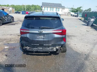 2021 Kia Seltos S z VIN KNDEUCAA2M7149395, wystawiony jako IAAI lot #42279753 z przebiegiem 27 074 mil mil oraz . Historia ofert i sprzedaży dostępna na DreamBid. Obrazek 17.