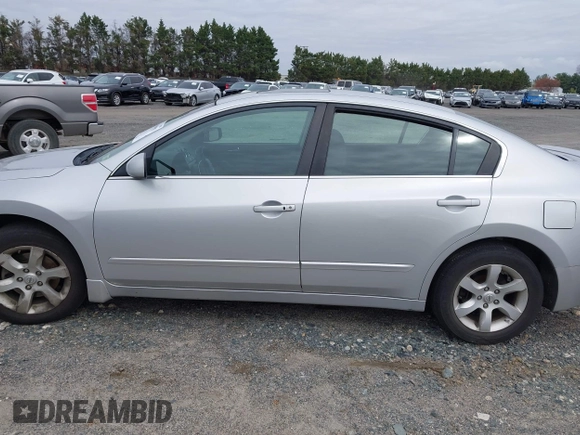 2009 Nissan Altima S with VIN 1N4AL21E69C139021, listed as a IAAI auction lot 41909983 with 181,545 mi miles and . Bid and sale history available at DreamBid. Image 14.