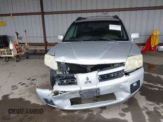 2005 Mitsubishi Endeavor Limited z VIN 4A4MN41S75E058877, wystawiony jako IAAI lot #41922009 z przebiegiem 220 203 mil mil oraz . Historia ofert i sprzedaży dostępna na DreamBid. Obrazek 12.