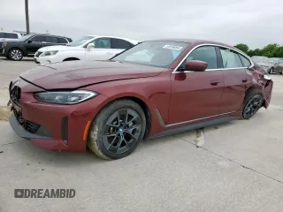 2024 BMW i4 eDrive35 z VIN WBY43AW06RFR52113, wystawiony jako Copart lot #54506065 z przebiegiem 21 588 mil mil oraz Tytuł czysty. Historia ofert i sprzedaży dostępna na DreamBid. Obrazek 1.