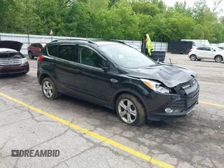 2014 Ford Escape SE z VIN 1FMCU9G96EUD57706, wystawiony jako IAAI lot #42332772 z przebiegiem 239 252 mil mil oraz . Historia ofert i sprzedaży dostępna na DreamBid. Obrazek 1.
