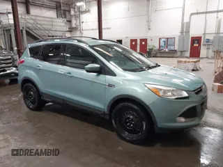 2013 Ford Escape SE с VIN 1FMCU0GX9DUB40739, выставлен на аукционе IAAI как лот 41633757 с пробегом 87 522 миль миль и . История ставок и продаж доступна на DreamBid. Изображение 1.