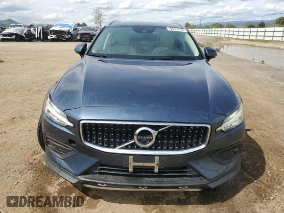 2020 Volvo V60 z VIN YV4102WK7L1039205, wystawiony jako Copart lot #51996285 z przebiegiem 44 517 mil mil oraz Czysty tytuł • Clean title. Historia ofert i sprzedaży dostępna na DreamBid. Obrazek 5.