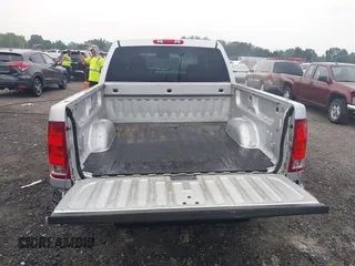 2013 GMC Sierra 1500 SLT with VIN 3GTP2WE74DG115414, listed as a IAAI auction lot 42441966 with 291,605 mi miles and . Bid and sale history available at DreamBid. Image 17.