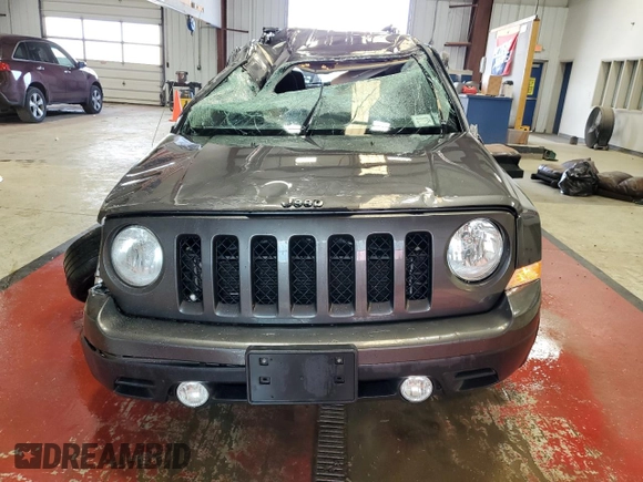 2015 Jeep Patriot Altitude Edition with VIN 1C4NJPBA8FD314000, listed as a Copart auction lot 51988325 with 115,217 mi miles and Salvage Title. Bid and sale history available at carsss.com. Image 5.