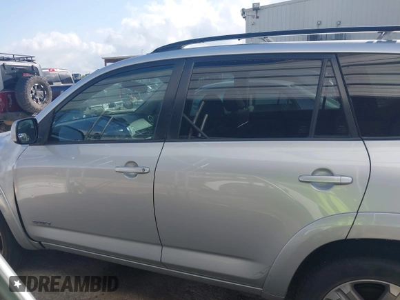 2008 Toyota RAV4 Sport with VIN JTMBK32VX86038535, listed as a IAAI auction lot 42553585 with 140,470 mi miles and . Bid and sale history available at DreamBid. Image 15.