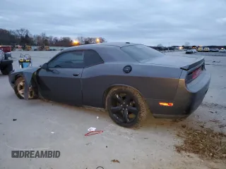 2014 Dodge Challenger R/T Plus z VIN 2C3CDYBT5EH160826, wystawiony jako Copart lot #82748844 z przebiegiem 160 152 mil mil oraz Szkoda całkowita • Salvage title. Historia ofert i sprzedaży dostępna na DreamBid. Obrazek 2.