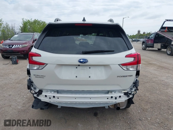 2024 Subaru Forester Premium with VIN JF2SKADC1RH496259, listed as a IAAI auction lot 42288694 with 13,568 mi miles and . Bid and sale history available at DreamBid. Image 16.