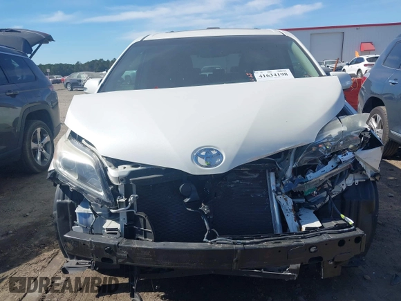2017 Toyota Sienna XLE Auto Access Seat with VIN 5TDYZ3DCXHS779396, listed as a IAAI auction lot 41634198 with 99,283 mi miles and . Bid and sale history available at DreamBid. Image 13.