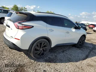 2018 Nissan Murano SV z VIN 5N1AZ2MG4JN158208, wystawiony jako Copart lot #52447825 z przebiegiem 82 285 mil mil oraz Szkoda całkowita • Salvage title. Historia ofert i sprzedaży dostępna na DreamBid. Obrazek 3.