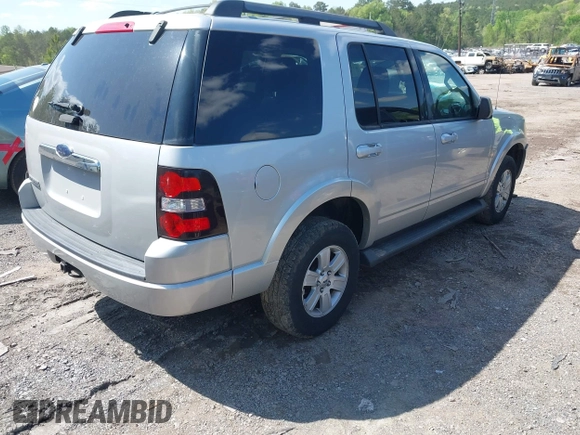 2010 Ford Explorer XLT with VIN 1FMEU6DE8AUA12017, listed as a IAAI auction lot 41990981 with 165,030 mi miles. Bid and sale history available at carsss.com. Image 4.