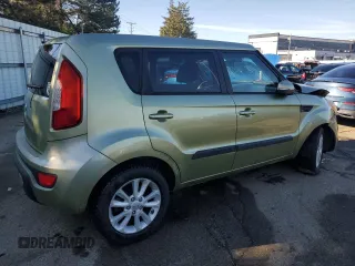 2012 Kia Soul + with VIN KNDJT2A68C7375009, listed as a Copart auction lot 47223845 with 124,884 mi miles and Salvage Title. Bid and sale history available at carsss.com. Image 3.