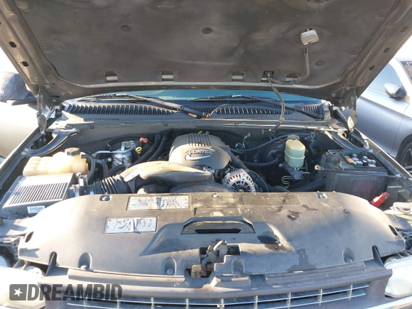 2002 Chevrolet Silverado 1500 LT with VIN 2GCEK19TX21183045, listed as a IAAI auction lot 40668595 with 211,358 mi miles. Bid and sale history available at carsss.com. Image 10.