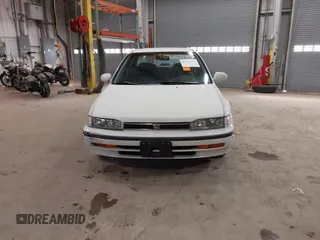 1993 Honda Accord z VIN 1HGCB7651PA022436, wystawiony jako IAAI lot #41785092 z przebiegiem Nie podano mil oraz . Historia ofert i sprzedaży dostępna na DreamBid. Obrazek 12.