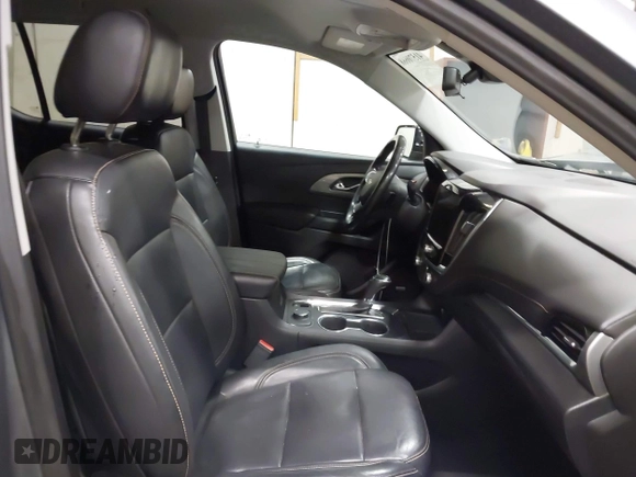 2018 Chevrolet Traverse LT Leather with VIN 1GNEVHKW2JJ220525, listed as a IAAI auction lot 41570668 with 147,721 mi miles. Bid and sale history available at carsss.com. Image 5.