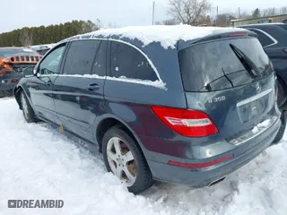 2011 Mercedes-Benz R-Class R 350 with VIN 4JGCB6FE6BA119144, listed as a IAAI auction lot 41418354 with 162,892 mi miles. Bid and sale history available at carsss.com. Image 3.