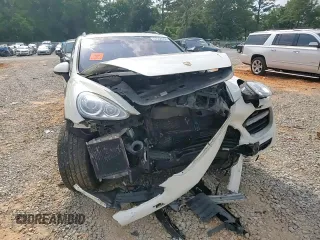 2012 Porsche Cayenne Turbo z VIN WP1AC2A2XCLA81906, wystawiony jako Copart lot #57356955 z przebiegiem 118 855 mil mil oraz Szkoda całkowita • Salvage title. Historia ofert i sprzedaży dostępna na DreamBid. Obrazek 14.
