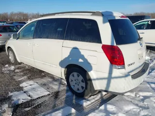 2004 Nissan Quest SL with VIN 5N1BV28U94N371109, listed as a IAAI auction lot 41338924 with 183,433 mi miles. Bid and sale history available at carsss.com. Image 3.