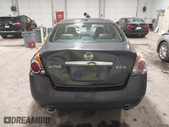 2008 Nissan Altima 2.5 SL with VIN 1N4AL21E78N557350, listed as a IAAI auction lot 41751997 with 215,078 mi miles. Bid and sale history available at carsss.com. Image 6.