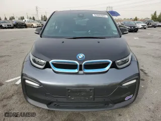 2018 BMW i3 with VIN WBY7Z2C55JVE64933, listed as a Copart auction lot 62085683 with 47,998 mi miles. Bid and sale history available at carsss.com. Image 5.