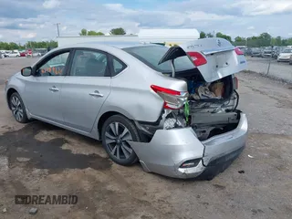 2019 Nissan Sentra SV z VIN 3N1AB7AP4KY431780, wystawiony jako IAAI lot #42189638 z przebiegiem 63 515 mil mil oraz . Historia ofert i sprzedaży dostępna na DreamBid. Obrazek 3.