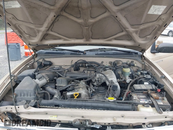 1996 Toyota Tacoma with VIN 4TAWM72N1TZ106162, listed as a IAAI auction lot 42056780 with 241,430 mi miles and . Bid and sale history available at DreamBid. Image 10.