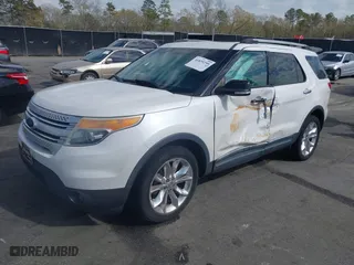 2011 Ford Explorer XLT with VIN 1FMHK8D87BGA67468, listed as a IAAI auction lot 41839299 with 194,151 mi miles. Bid and sale history available at carsss.com. Image 17.