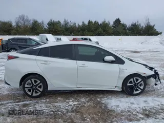2016 Toyota Prius Four with VIN JTDKARFU9G3014895, listed as a IAAI auction lot 41606330 with 116,382 mi miles. Bid and sale history available at carsss.com. Image 14.