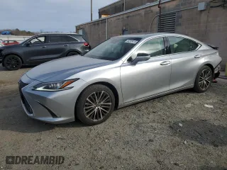2022 Lexus ES with VIN 58ADZ1B12NU119191, listed as a Copart auction lot 48233415 with 61,208 mi miles and Salvage Title. Bid and sale history available at carsss.com. Image 1.