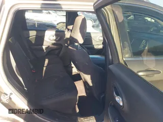 2019 Jeep Cherokee Latitude with VIN 1C4PJMCX7KD127657, listed as a IAAI auction lot 41756436 with 117,483 mi miles. Bid and sale history available at carsss.com. Image 8.