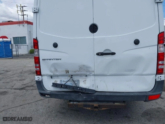 2014 Mercedes-Benz Sprinter Cargo Vans EXT with VIN WD3PE8DC3E5938341, listed as a IAAI auction lot 41920703 with 229,476 mi miles. Bid and sale history available at carsss.com. Image 6.