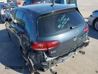 2019 Volkswagen GTI S z VIN 3VW6T7AU7KM036549, wystawiony jako IAAI lot #41728204 z przebiegiem 70 213 mil mil oraz . Historia ofert i sprzedaży dostępna na DreamBid. Obrazek 19.