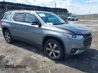 2020 Chevrolet Traverse LT Leather with VIN 1GNEVHKW4LJ252184, listed as a IAAI auction lot 41960976 with 51,421 mi miles. Bid and sale history available at carsss.com. Image 1.