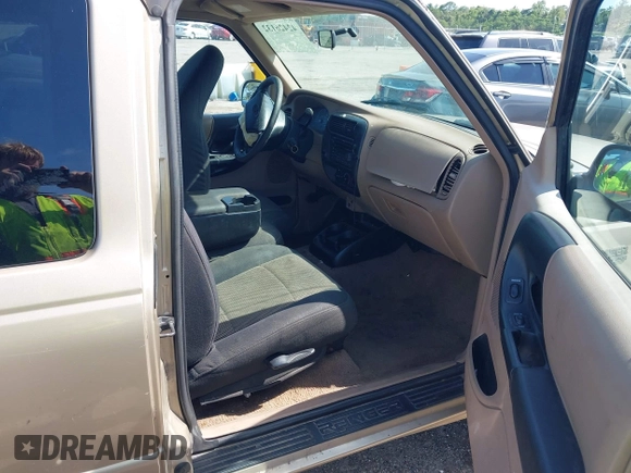 2002 Ford Ranger XL Fleet with VIN 1FTYR44V02PB20039, listed as a IAAI auction lot 42426132 with 257,530 mi miles and . Bid and sale history available at DreamBid. Image 5.