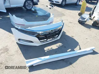 2018 Honda Accord Touring z VIN 1HGCV3F96JA014262, wystawiony jako IAAI lot #41285339 z przebiegiem 86 670 mil mil oraz . Historia ofert i sprzedaży dostępna na DreamBid. Obrazek 12.