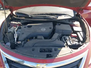 2015 Nissan Altima 2.5 S with VIN 1N4AL3AP9FN870985, listed as a IAAI auction lot 41663676 with 153,216 mi miles. Bid and sale history available at carsss.com. Image 10.