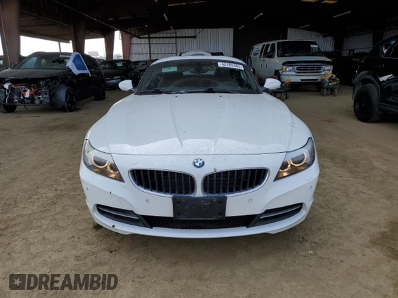 2012 BMW Z4 sDrive28i with VIN WBALL5C5XCJ103530, listed as a Copart auction lot 42789385 with 57,670 mi miles and Salvage Title. Bid and sale history available at carsss.com. Image 5.