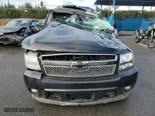 2007 Chevrolet Suburban LT with VIN 1GNFC16087R251053, listed as a Copart auction lot 47995345 with 230,568 mi miles and Salvage Title. Bid and sale history available at carsss.com. Image 5.
