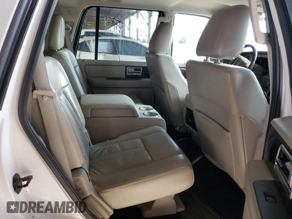 2015 Lincoln Navigator z VIN 5LMJJ2HT1FEJ07011, wystawiony jako Copart lot #59206875 z przebiegiem 251 474 mil mil oraz Czysty tytuł • Clean title. Historia ofert i sprzedaży dostępna na DreamBid. Obrazek 11.