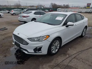 2020 Ford Fusion SE with VIN 3FA6P0HD5LR136325, listed as a IAAI auction lot 41200798 with 120,696 mi miles. Bid and sale history available at carsss.com. Image 17.