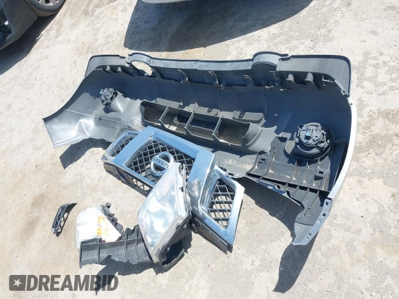 2017 Nissan Frontier SV with VIN 1N6AD0ER8HN745719, listed as a IAAI auction lot 42178510 with 154,927 mi miles and . Bid and sale history available at DreamBid. Image 6.