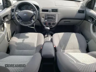 2006 Ford Focus S with VIN 1FAHP34N56W166189, listed as a Copart auction lot 54398265 with 45,247 mi miles and Clean Title. Bid and sale history available at carsss.com. Image 8.