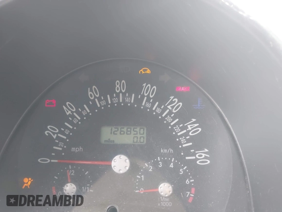 2000 Volkswagen Beetle GLS с VIN 3VWCD21C5YM485408, выставлен на аукционе IAAI как лот 42527097 с пробегом 126 850 миль миль и . История ставок и продаж доступна на DreamBid. Изображение 7.