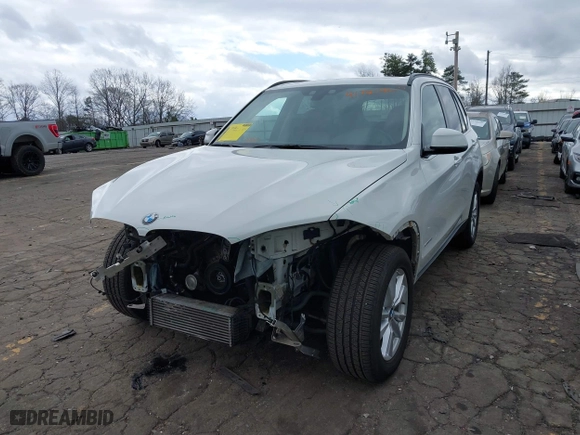 2015 BMW X5 sDrive35i with VIN 5UXKR2C54F0H34975, listed as a IAAI auction lot 41704467 with 92,006 mi miles. Bid and sale history available at carsss.com. Image 2.