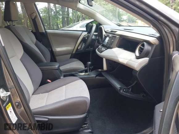 2013 Toyota RAV4 XLE z VIN 2T3WFREVXDW018895, wystawiony jako IAAI lot #42776863 z przebiegiem 249 634 mil mil oraz . Historia ofert i sprzedaży dostępna na DreamBid. Obrazek 5.