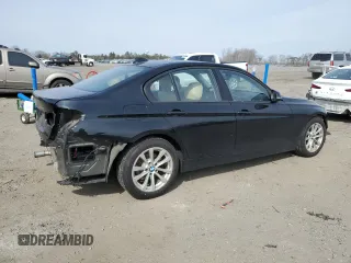 2018 BMW 3 Series 320i xDrive with VIN WBA8E5G52JNU47627, listed as a Copart auction lot 46192395 with 61,349 mi miles and Salvage Title. Bid and sale history available at carsss.com. Image 3.