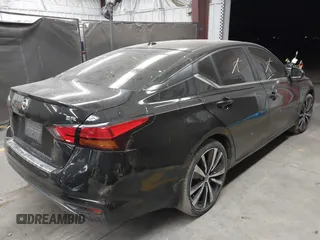 2020 Nissan Altima 2.5 SR with VIN 1N4BL4CV5LC283132, listed as a IAAI auction lot 41688629 with 89,089 mi miles. Bid and sale history available at carsss.com. Image 4.